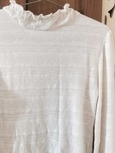 Top White 🤍