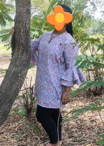 Floral Print Ruffle Sleeve Top