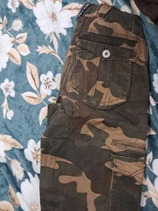 Tommy Hilfiger Camo Cargo Pants