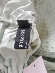 PRETTY TOP( BRAND NEW)