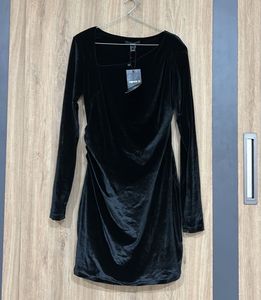Forever 21 Black Velvet Mini Dress🖤