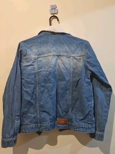 HERE&amp;NOW Faux Fur Collar Denim Jacket
