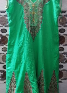 Like New Top With Dori