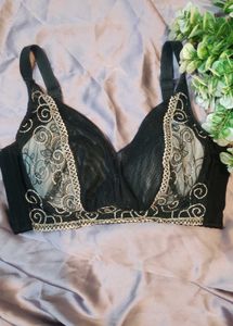 black embrodery bra