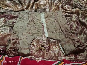Vintage Brown &amp; Gold Saree