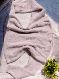H&amp;M Fuzzy Knit Jumper
