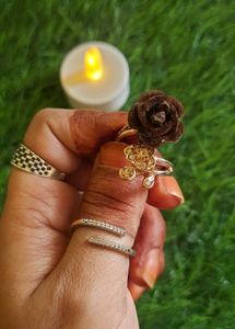 Brown Rose Adjustable Ring🤎