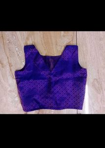 Lavender Colour Skirt And Violet Sleeveless Top
