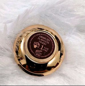 Charlotte Tilbury Airbrush Flawless Finish Powder