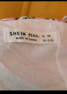 Shein Floral Bodycon Dress 🏩💗💕💓💝