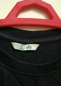 Stylish Black Sweatshirt For Women 🖤