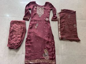 Two Suit Set