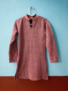 Pink Patterned woolen kurti