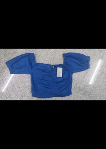 Blue Solid Sweet Heart Neck Line Top