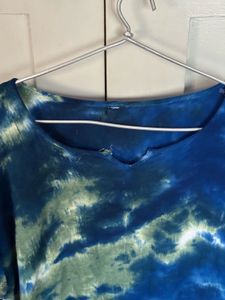 Tie-Dye V-Neck Kurtis (Set Of 2)
