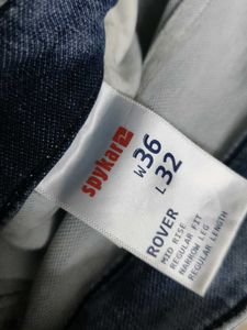 Spykar Men Blue Cotton Regular Fit Narrow Jeans