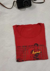 Unisex Red Round neck T-shirts