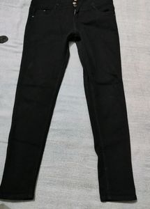 Skinny Black Jeans