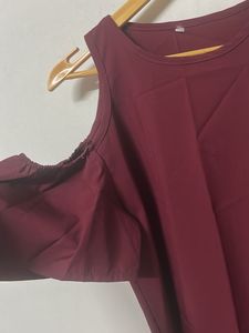 Maroon Cold Shoulder Casual Dress