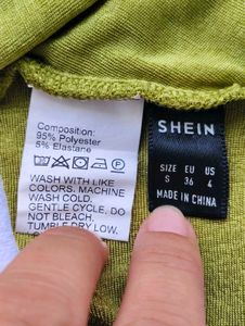 Shein : Olive Green Halter Top