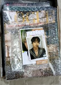 BTS V - VOGUE KOREA COVER MAGS - OFFICIAL MERCH