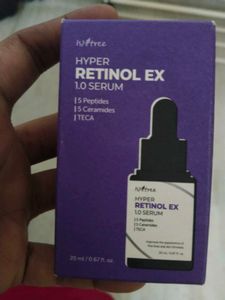 Isntree retinol Serum