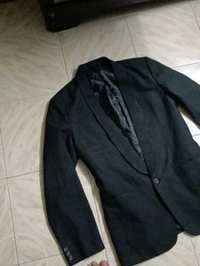 Stylish Black Blazer