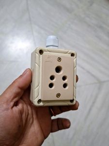 Single Socket