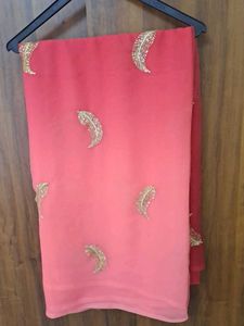Two Shaded Saree. With Stretchable Blouse