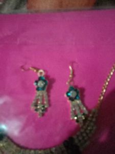 Elegant Floral Jewelry Set