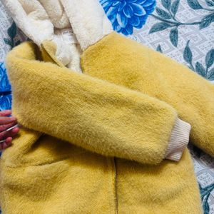 Cozy Yellow Kids&#39; Jacket