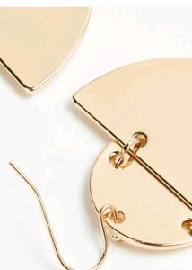 Max - Elegant Half-Moon Earrings