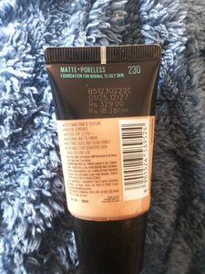 Maybelline Fit Me Foundation