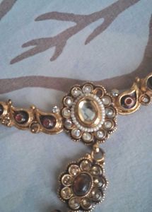 Rustbeads Necklace, Ear Rings, Mang Tikka.