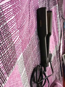 Nova Hair Straightener