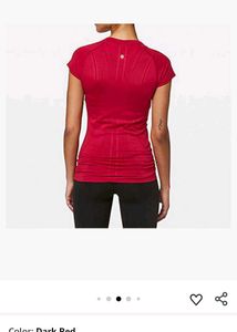 lululemon t shirt