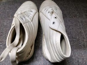 Best Sneakers ......