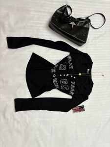 typography Fitted top