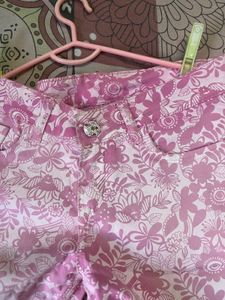 Printed pink trousers for women
