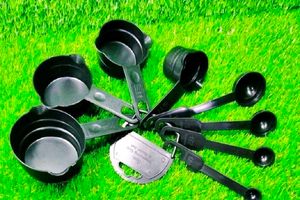 Black Measuring Cups & Spoons Set