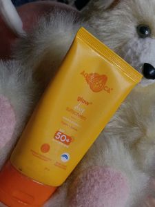 Aqualogica Glow+ Dewy Sunscreen SPF 50