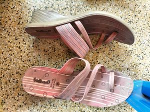 Walkaroo Pink Slippers