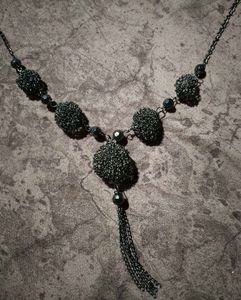 Necklace &amp; Earring Set
