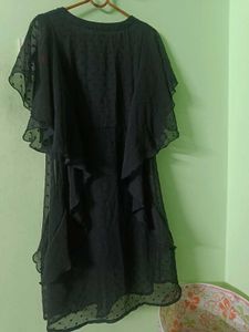 Pretty Black Dress For Girls