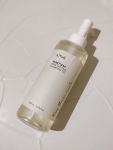 Anua Heartleaf Pore Control Cleansing Oil
