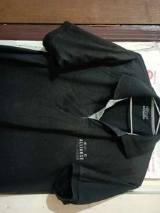 Black coller T-Shirt