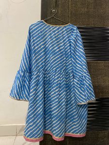 Short Kurti
