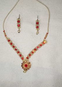 Elegant Red &amp; Pearl Necklace Set