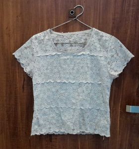 Woman's Net Top