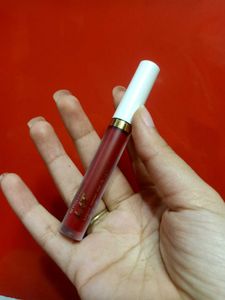 Combo Of Two liquid matte lipstick Dark Pink &amp;Nude